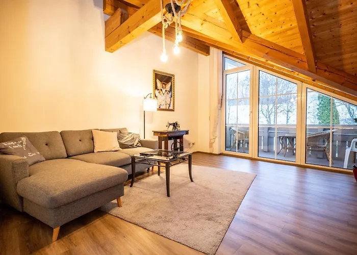 Kuschelige Ferienwohnung Mit Balkon & Free Wifi