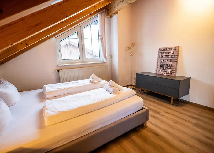 Kuschelige Ferienwohnung Mit Balkon & Free Wifi