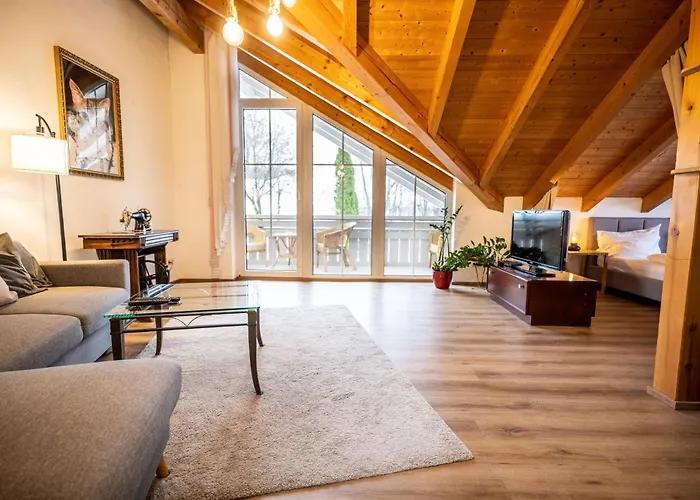 Kuschelige Ferienwohnung Mit Balkon & Free Wifi