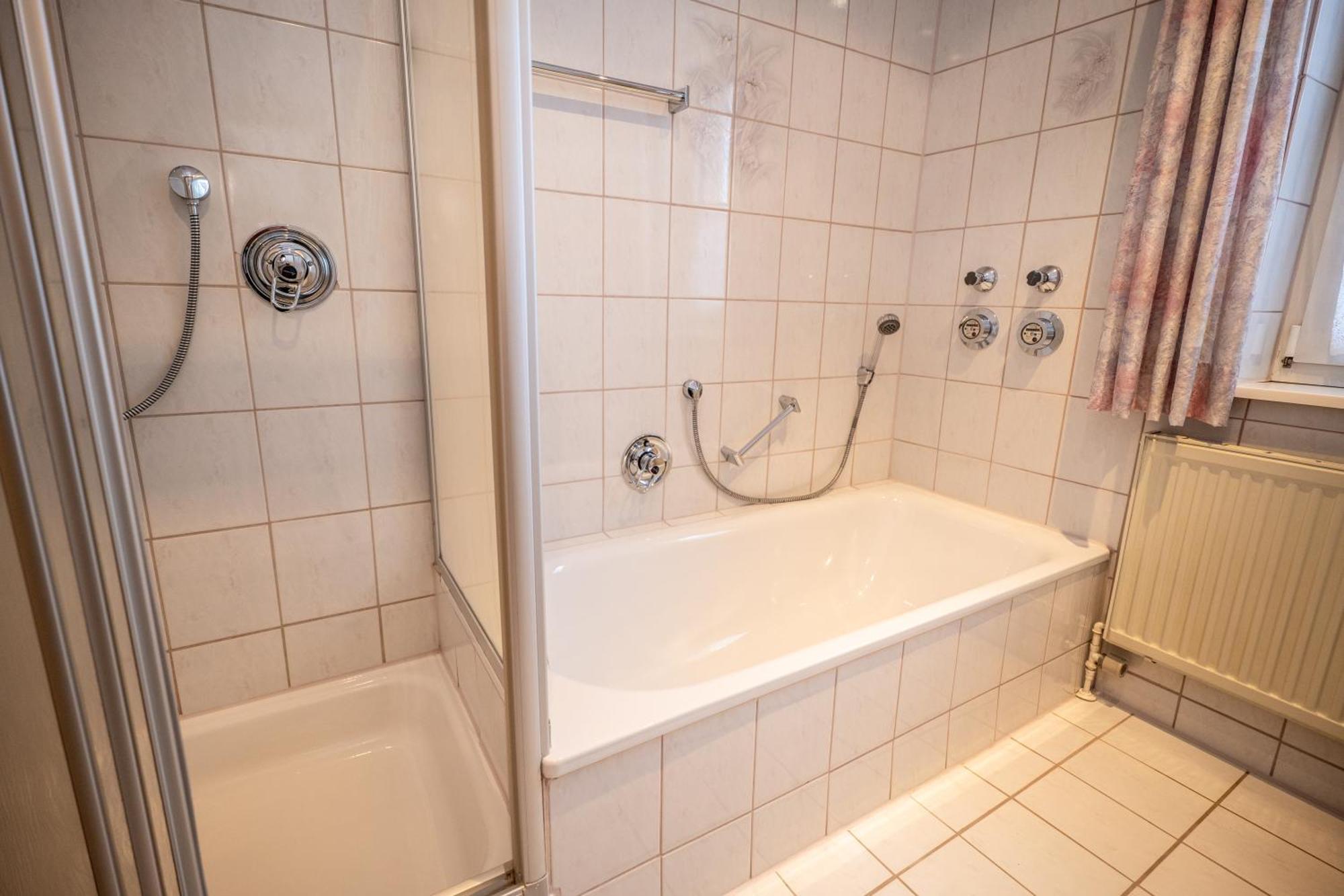 Appartement Kuschelige Mit Balkon & Free Wifi *